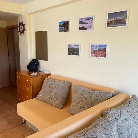 Апартаменты Laguna Sunset Appatments, Sea And Mountain View Приморско